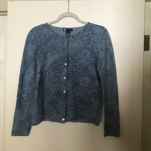 Vintage CAROLE LITTLE Cardigan M denim blue floral Lambswool Angora blend Demure
